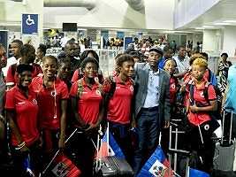 Haiti - Puerto Rico : Our Grenadières take with them our two colors and our hopes - HaitiLibre.com : Haiti news 7/7